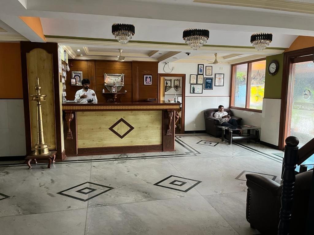 Ganga Sagar Hotel Bengaluru Zewnętrze zdjęcie
